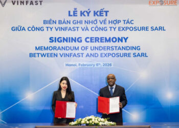 xehay vf 1102 110226 1.jpg