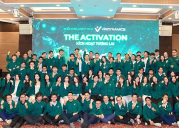 xehay vin robot 120226 1.jpg