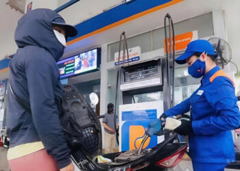 101773128243 chinh phu dieu chinh thue nhap khau xang dau anhdaidien.jpg