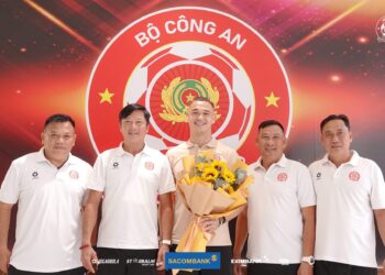 1773765515 vi sao hlv kim sang sik chua voi cong bo danh sach dt viet nam.jpg