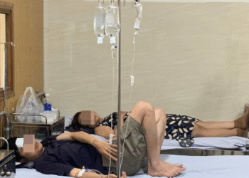 19 người vào viện nghi ngộ độc sau khi ăn bánh mì ở TPHCM 19 nguoi vao vien nghi ngo doc sau khi an banh mi o tphcm 1753.png