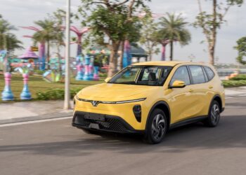 1921773740301 vinfast ban gan 200000 o to dien anhdaidien.jpg