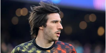 Arsenal nhận cảnh báo về việc theo đuổi Sandro Tonali