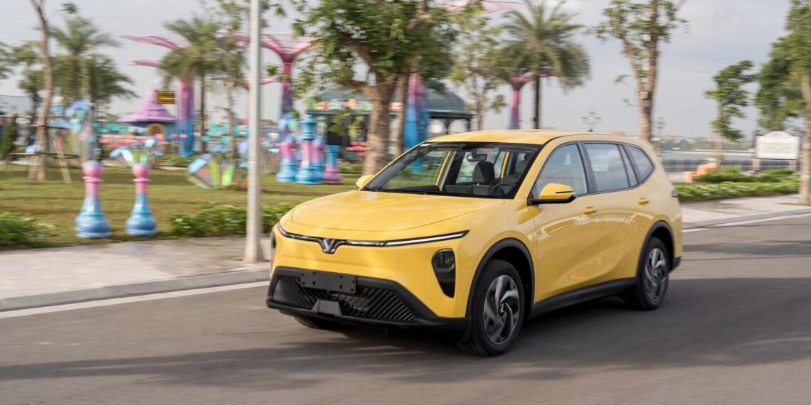 2901773734663 vinfast ban ra 196919 o to dien trong nam 2025 anhdaidien.jpg