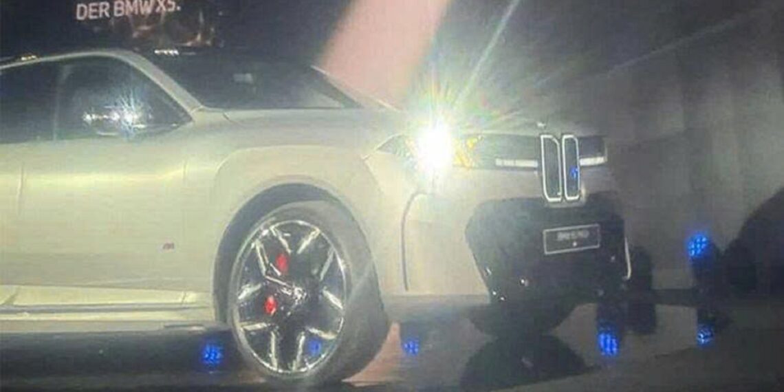 BMW rò rỉ hình ảnh X5 và 7-Series mới: Bước chuyển mình táo bạo đối lập phong cách bảo thủ truyền thống 2911774010999 bmw ro ri hinh anh x5 va 7 series moi anhdaidien.jpg