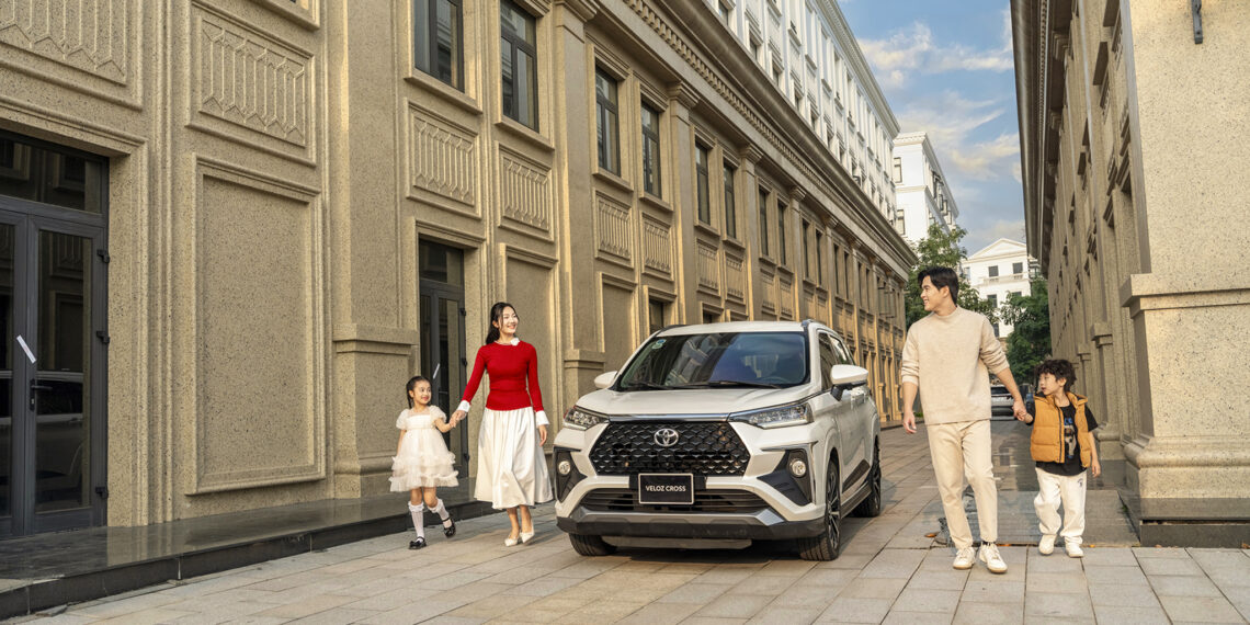 Toyota Veloz Cross dẫn đầu nhóm MPV chạy xăng tháng 2: Khi kỹ thuật và độ bền tạo nên lợi thế tiết kiệm 2dscf2505 jpg.17298.jpeg