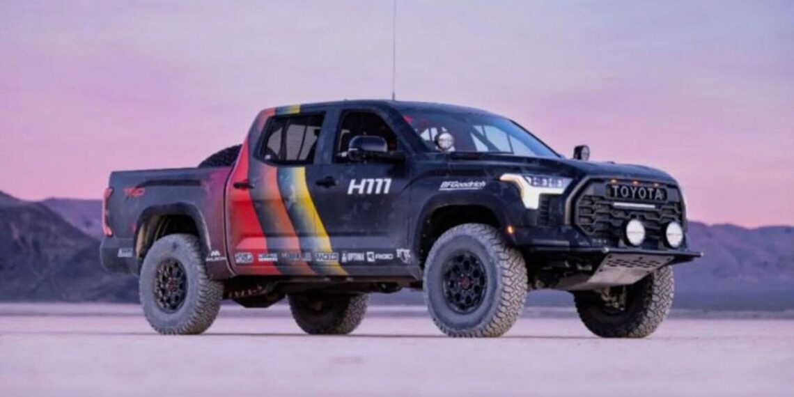 Toyota sắp ra mắt bán tải hiệu suất cao đối đầu trực diện Ford F-150 Raptor Toyota sắp ra mắt bán tải hiệu suất cao đối đầu trực diện Ford F-150 Raptor