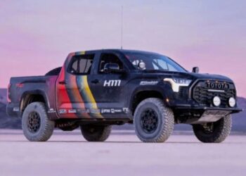 Toyota sắp ra mắt bán tải hiệu suất cao đối đầu trực diện Ford F-150 Raptor Toyota sắp ra mắt bán tải hiệu suất cao đối đầu trực diện Ford F-150 Raptor