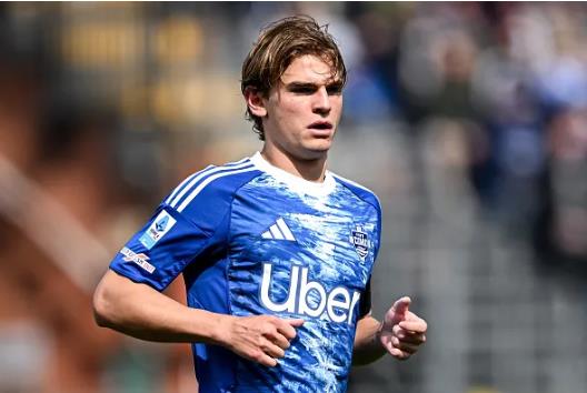 Owen Hargreaves chỉ ra lựa chọn hoàn hảo để nâng cấp hàng công Arsenal 4 2903174530.png