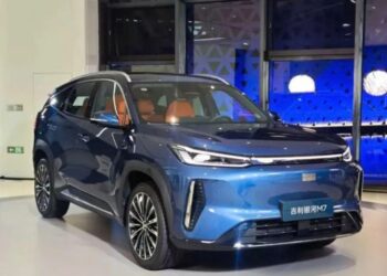 4671773930473 geely galaxy m7 ra mat anhdaidien.jpg