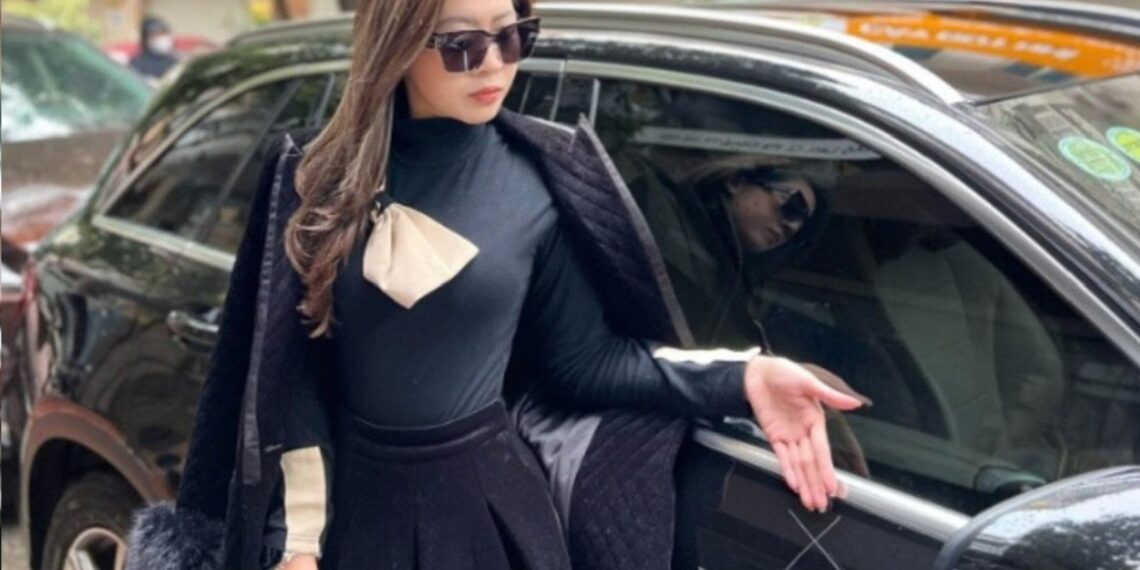 4941772895754 khoi to nguoi phu nu pha hoai xe mercedes benz glc 200 anhdaidien.jpg