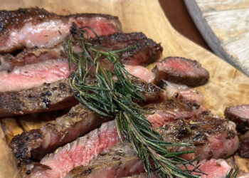 5 thuc pham chua nhieu sat hon thit bo bo mau giam met moi 2103.jpg