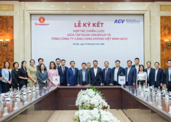 Vingroup và Tổng công ty cảng hàng không Việt Nam hợp tác thúc đẩy chuyển đổi xanh