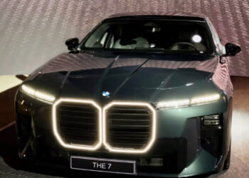 Rò rỉ “ảnh nóng” BMW 7-Series facelift