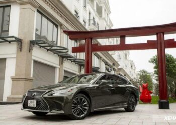 Lexus Việt Nam công bố giá mới cho các dòng xe hybrid, mức giảm cao nhất 330 triệu đồng 8461772593773 lexus viet nam cong bo gia moi anhdaidien.jpg