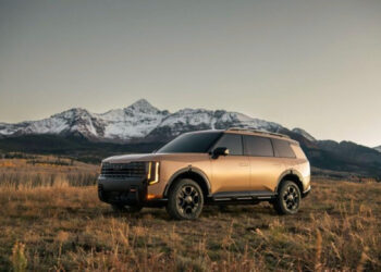 KIA Telluride X-Pro 2027 gây bất ngờ với khả năng lội nước vượt mặt cả "vua địa hình" Ford Bronco Raptor 9771774013819 kia telluride x pro 2027 gay bat ngo anhdaidien.jpg