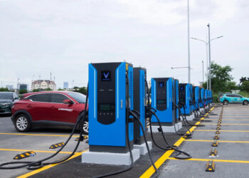 V-Green xây dựng 99 “siêu trạm sạc” trên toàn quốc