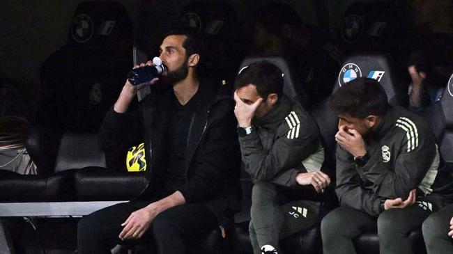 Arbeloa: "Real Madrid chưa bỏ cuộc trong cuộc đua vô địch La Liga" alvaro arbeloa 0303095635.jpg