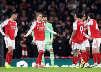 arsenal co the phai rao ban odegaard va 7 ngoi sao o phien cho he 2026.jpg