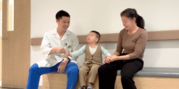 ba thang hoi sinh em be song thuc vat vi duoi nuoc 1264.png