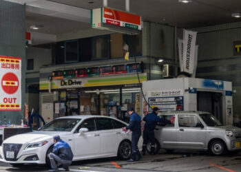 Bí quyết của người Nhật giúp ô tô vận hành bền bỉ bao duong xe tai nhat 14175796.jpg