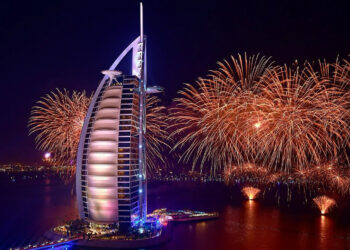 ben trong khach san xa hoa nhat dubai vua boc chay co gi dac biet 1620.jpg