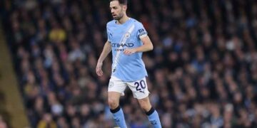 bernardo silva thong bao y dinh ra di voi man city.jpg