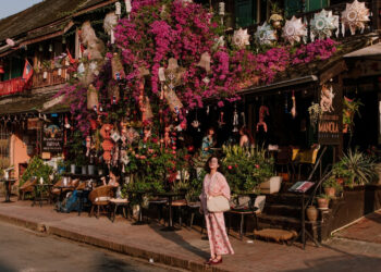 cap doi da nang mach kinh nghiem lai o to du lich lao 8 ngay voi 15 trieu dong 1572.jpg