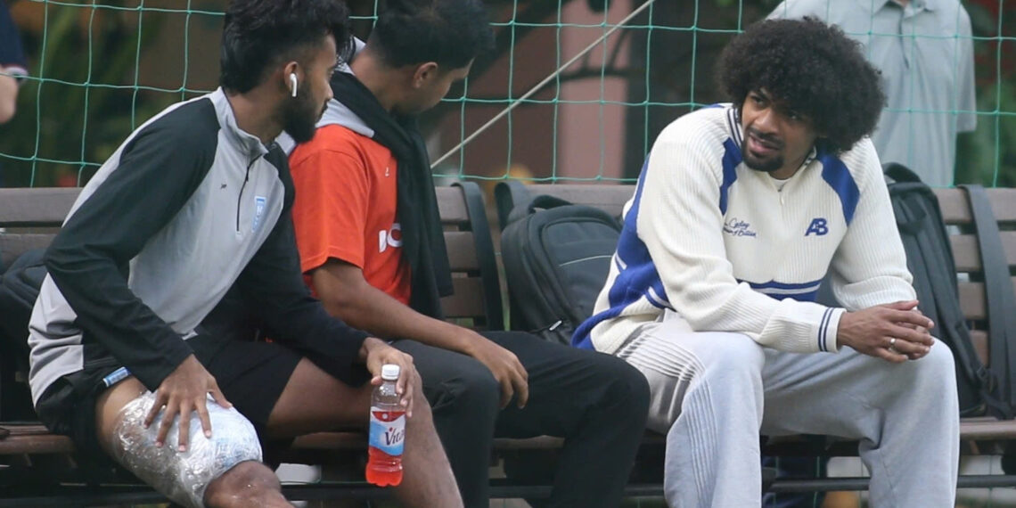 Cầu thủ Bangladesh giá 5 triệu Euro xuất hiện ở Việt Nam