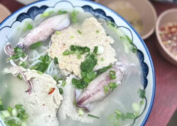 chu quan bun ten la o phu quoc tiet lo bi quyet chan nuoc soi van ngon 2482.jpg