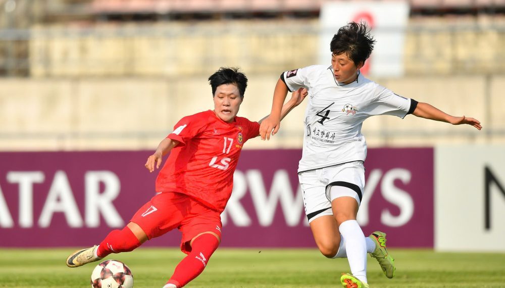 clb nu tphcm dung buoc o san choi chau luc sau that bai truoc doi bong trieu tien 2903164857.jpg