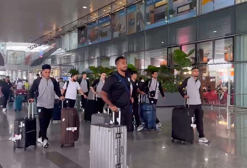 Cựu sao Premier League chưa tới Hà Nội cùng ĐT Bangladesh Cựu sao Premier League chưa tới Hà Nội cùng ĐT Bangladesh