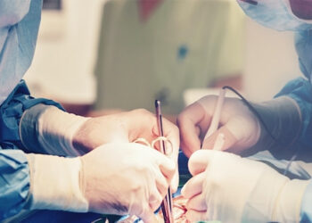 Dấu hiệu cảnh báo nguy hiểm nhiều người thường bỏ qua khi tê tay dau hieu canh bao nguy hiem nhieu nguoi thuong bo qua khi te tay 2848.jpg