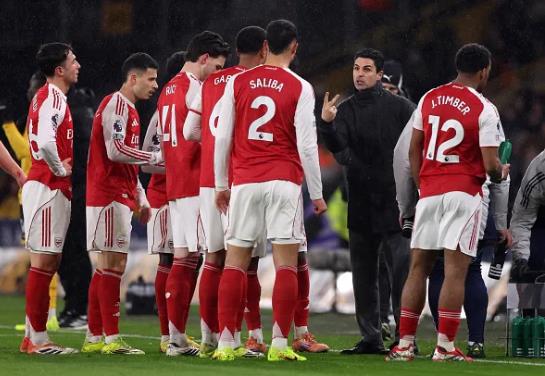 David Moyes kêu gọi siết chặt luật để ngăn chặn chiêu trò của Arsenal david moyes keu goi siet chat luat de ngan chan chieu tro cua arsenal.png