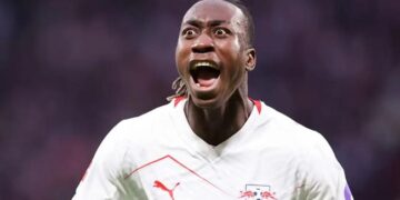 diem tin bong da toi 2512 mu chot phuong an b thay cho semenyo.jpg