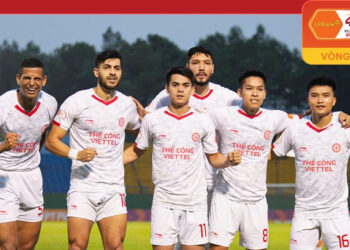 doi truong u23 viet nam lap cong the cong viettel vot len nhi bang 1448.jpg