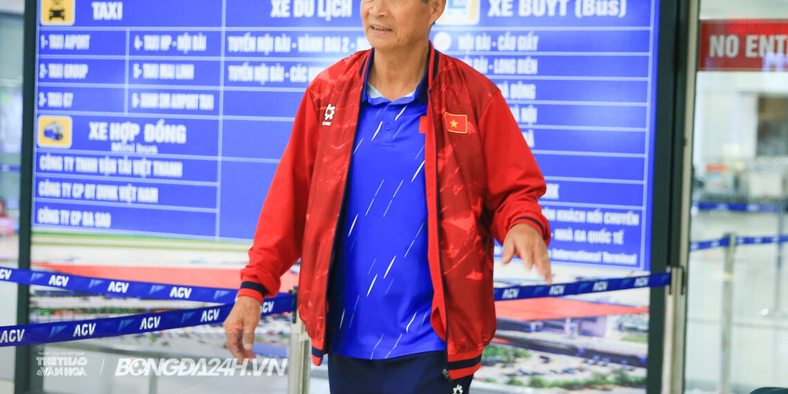 dt nu viet nam dung buoc de tiep tuc tien len.jpg