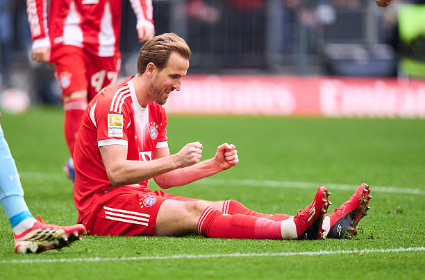 Bayern Munich tiếp tục tạo “mưa bàn thắng” Bayern Munich tiếp tục tạo “mưa bàn thắng”