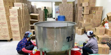 giam trang lam tu axit acetic voi nuoc co doc khong 2387.webp.jpeg