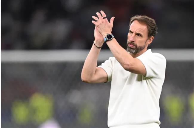 he lo li do gareth southgate bi dt ba lan tu choi.png