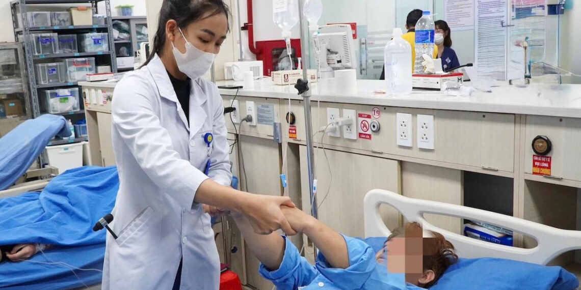 hit bong cuoi nam thanh nien co giat roi loan y thuc 3 ngaylien tiep 2302.jpg