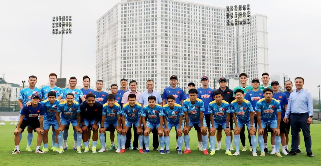 ĐT Việt Nam nhận động viên lớn trước loạt trận FIFA Days tháng 3