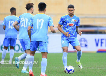 Hoàng Hên lần đầu đá chính cho ĐT Việt Nam img 5772 2503181237.jpg