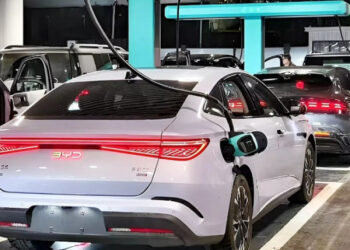 BYD thử nghiệm trạm sạc siêu nhanh, nạp điện nhanh như đổ xăng img 9876.jpeg