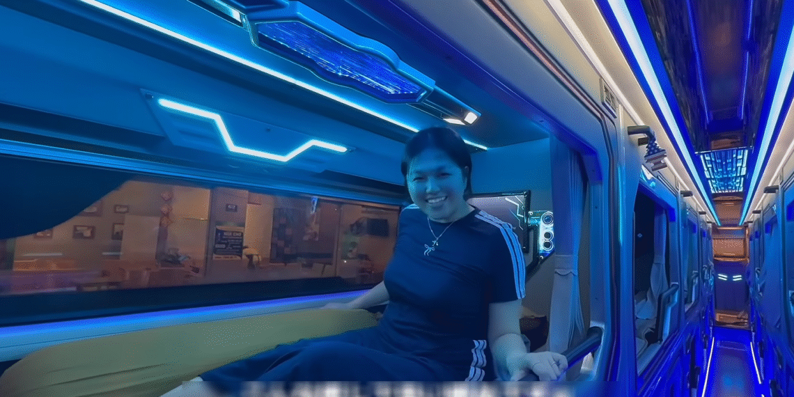 khach nhat ban lan dau di xe giuong nam tphcm da lat khen gia re tien nghi 652.png