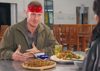 khach tay thu mon ken nguoi an o lam dong khen vi beo ngay nhu kem 2135.png