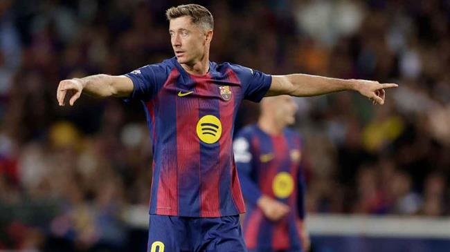 Lewandowski chưa quyết định tương lai với Barca lewandowski chua quyet dinh tuong lai voi barca.jpg