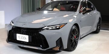 lexus is300h 2026 jpg.17409.jpeg