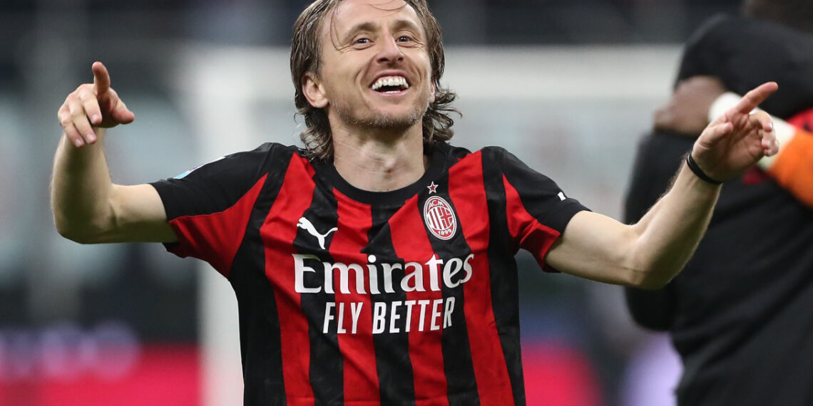 Ở tuổi 40, Luka Modric vẫn là ông chủ tuyến giữa luka modric grin 0903082326.jpg