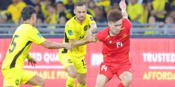 malaysia bi xu thua tuyen viet nam khong da cho vui 2556.jpg